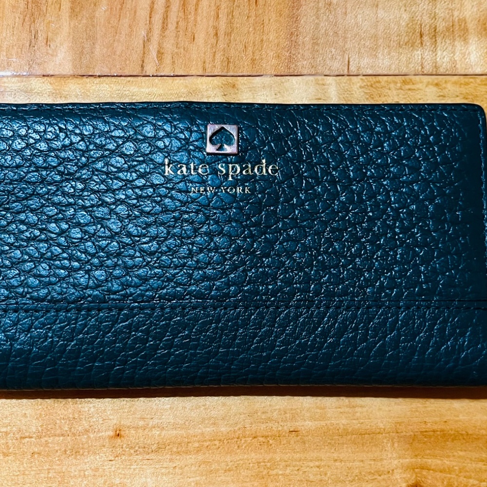 Kate Spade Madison Slim Bifold Wallet Green - Picture 2 of 10